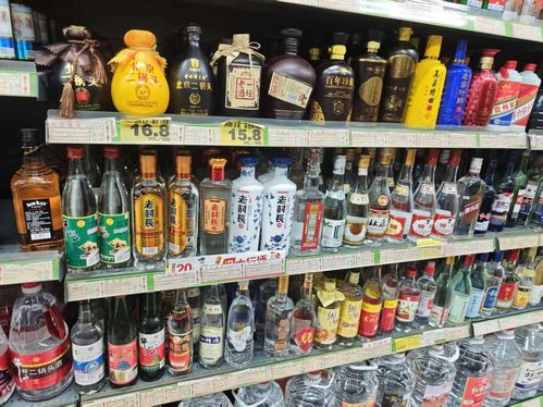 光瓶酒走紅市場背后，牛欄山為何失速？酒類經(jīng)營新變局探析